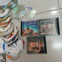 تعداد زیادی سی دی SD
