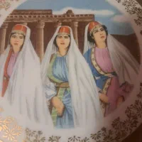 بشقاب دیوار کوب قدیمی