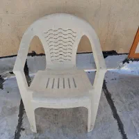 صندلی پلاستیکی