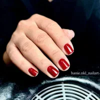 کاشت ناخن و ترمیم ناخن ویژه