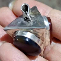 تا گرون نشده بخر گردنبند بزرگ هرمی سه سنگ درشت|جواهرات|مشکیندشت, |دیوار