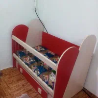 تخت نوزادی باتشک