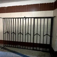 نرده/ حفاظ آهنی برای بالکن و ... درب دار با قفل