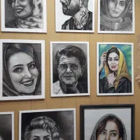 تابلو نقاشی سیاه قلم ورنگ وروغن وپاستل گچی