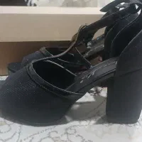 کفش پاشنه بلند