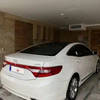 ازرا گرنجور ۲۰۱۲