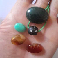 تسبیح مهره پوپ سیگاری|کلکسیون اشیاء عتیقه|مرند, |دیوار