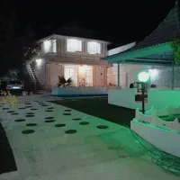 اجاره باغ ، باغهای نشاط|اجارهٔ کوتاهمدت ویلا و باغ|شیراز, بید زرد|دیوار