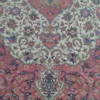 ۲ فرش دستبافت تمام ابریشم|فرش|خرم‌آباد, |دیوار