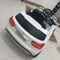 ماشین شارژی بنز