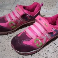 کتانی دخترانه