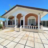 ویلا استخردار نما انگلیسی370متری ۱کیلومتر مرکز شهر
