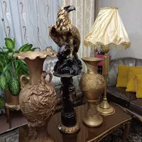 مجسمه و۲ عدد گلدان بزرگ ویک آواژور ساده|مجسمه، تندیس، ماکت|تهران, حکیمیه|دیوار