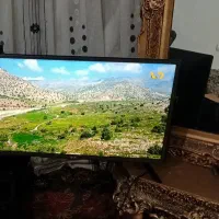 تلوزیون و میز تلوزیون