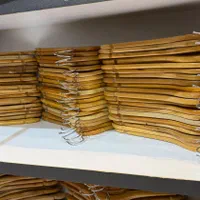چوب لباسی|بندرخت و رخت‌آویز|اصفهان, جلفا|دیوار