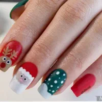 اجاره میز ناخن ماهی ۲ تومن بدون پول پیش|آرایشگاه و سالنهای زیبایی|شیراز, معالیآباد|دیوار