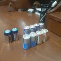 ۱۰ عدد باتری متوسط آکبند