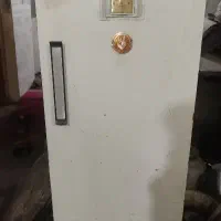 آبگرمکن مخزن دار ایستاده