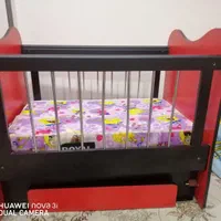 تخت گهواره ای کودک