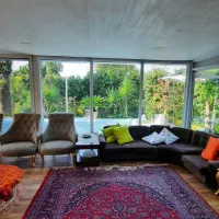 درب پنجره توری پرده نرده شیشه دوجداره و سکوریت