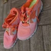 کتونی اصل زنانه سایز۴۰|کیف، کفش، کمربند|تبریز, |دیوار