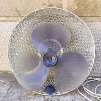 لوازم خانگی برقی|پنکه و تصفیه‌کنندهٔ هوا|شیراز, گلشن|دیوار