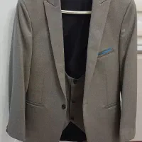 ست کت و شلوار و جلیقه در حد نو