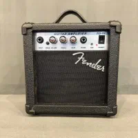 امپلیفایر فندر ۱۰ وات