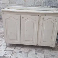 کابینت فلزی سه در