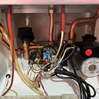 پکیج ایران رادیاتور L24 در حد نو با ضمانت|آبگرمکن، پکیج، شوفاژ|تهران, وحیدیه|دیوار