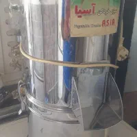 سبزی خرد کن وجاروبرقی سالم