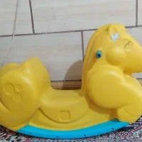 راکر اسب تمیز تمیز در حد نو خوش رنگ و شیک