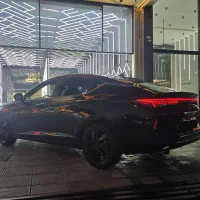 کی ام سی j7 (جی ۷) ۱۴۰۲ مشکی بسیار تمیز و نو