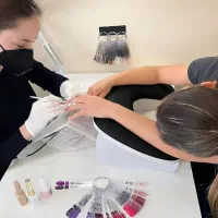 زیردستی کاشت ناخن ارگونومیک|آرایشگاه و سالن‌های زیبایی|محمدشهر, ولدآباد بزرگ|دیوار