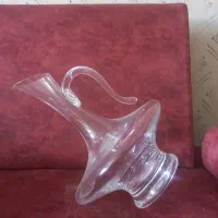 تنگ آب بلوری خوابیده