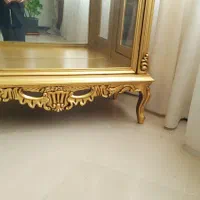 ویترین چوبی به رنگ طلایی|بوفه، ویترین، کنسول|تهران, دریاچه شهدای خلیج فارس|دیوار