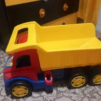 کامیون اسباب بازی بزرگ