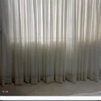 پرده و زیر پرده ای با تمام وسایل و تاج و قابش