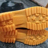 چکمه|کیف، کفش، کمربند|رشت, کوی قدس|دیوار