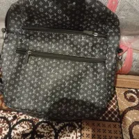 کیف مدرسه|کیف، کفش، کمربند|شاهین‌شهر, شهرک گلدیس|دیوار