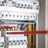 برقکاری،برقکار ساختمان، تاسیسات برق