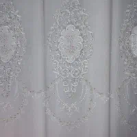 پرده پذیرایی سالم وتمیز طرح فلت حدود ۶ متر.