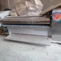 دستگاه خمیر پهن کن