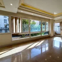 ۱۸۵ متر تکواحدی (آکواریوم) ۲پارکینگ بهار (مهرنامی)