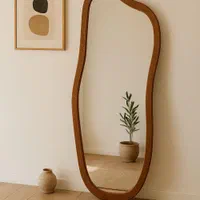 آینه مدرن دفورمه چوبی