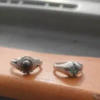 باسلام سه‌عدد‌ انگشتر