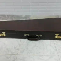 هارد کیس ویولن|ویولن|شیراز, شهرک گلدشت حافظ‎|دیوار