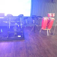 نوازنده پرکاشن، ضرب و تمپو و وی درام|خدمات پذیرایی، مراسم|تهران, پونک|دیوار