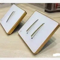 کلید و پریز  یاقوت سفید طلایی