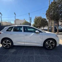 آئودی Q4|خودرو سواری و وانت|شیراز, فرهنگ شهر|دیوار